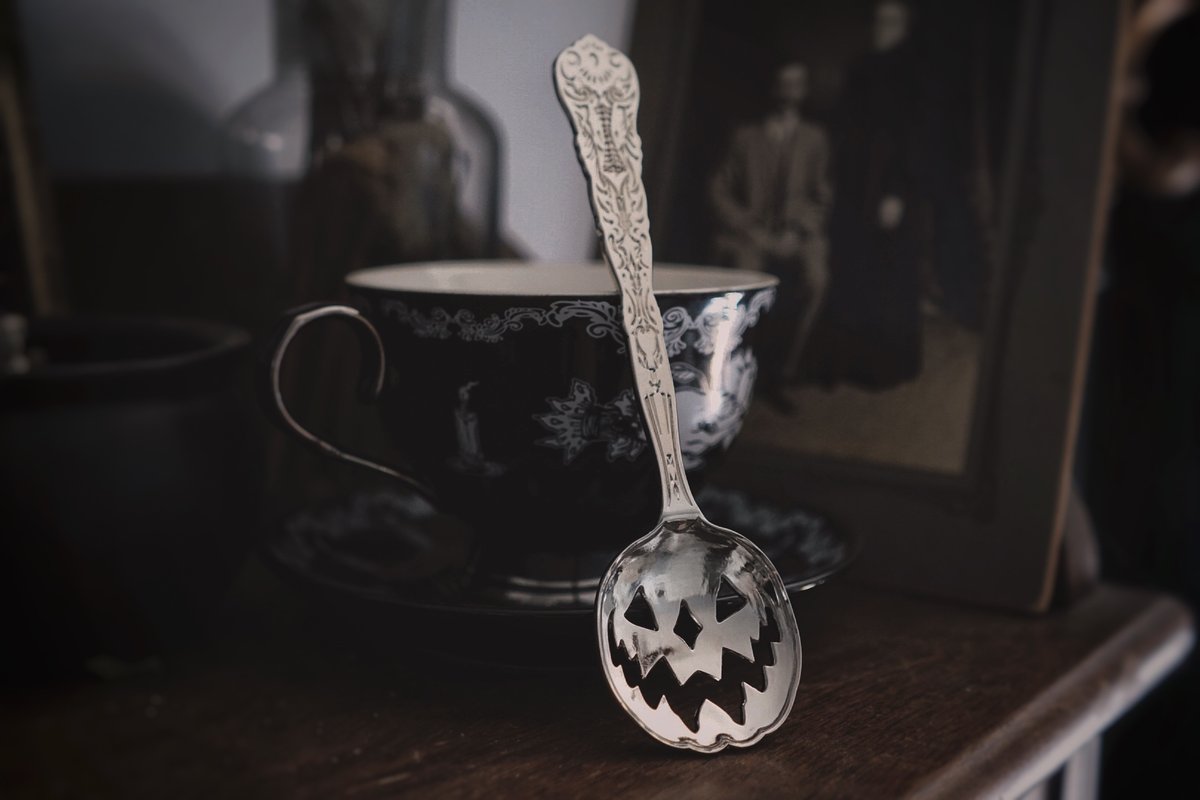 Haunted Hallows Teaspoon