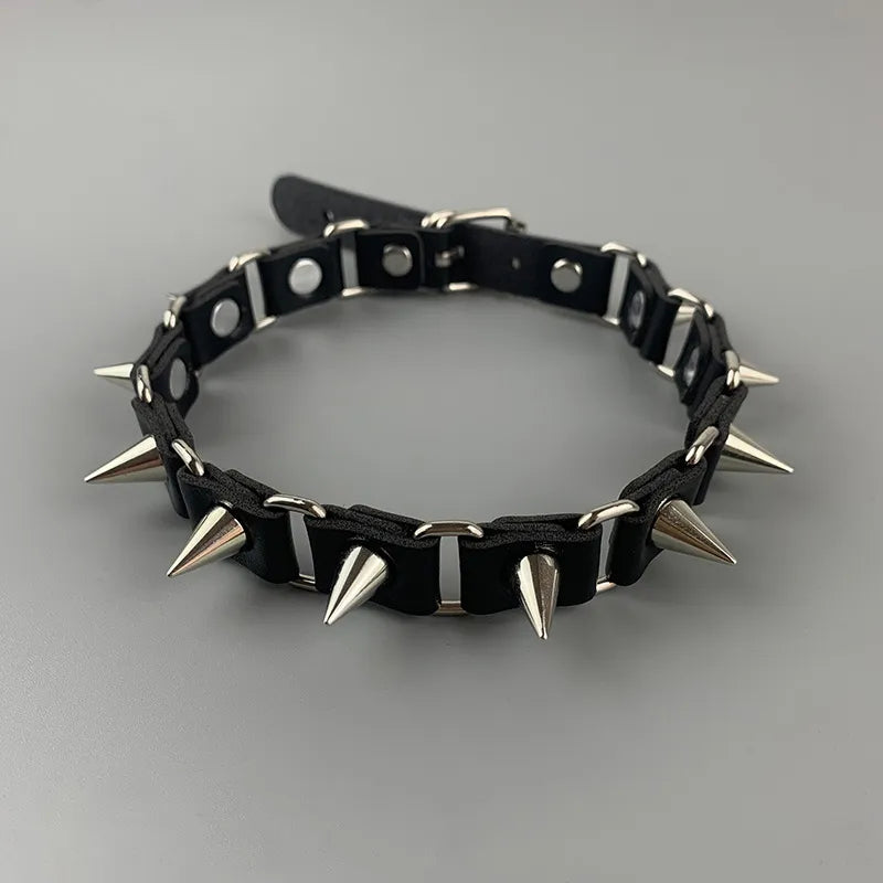 Spike Choker