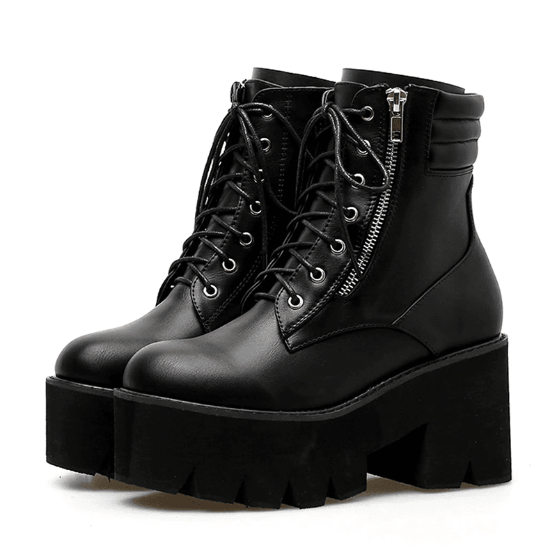 CHAOS GIRL BOOTS