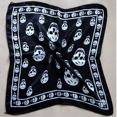 Skull Scarf